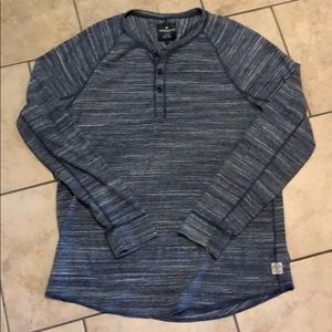 💚2 for 25–Navy American Eagle long sleeve shirt